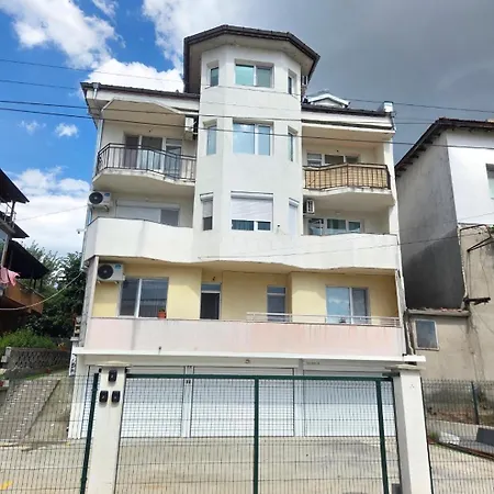 White House - Lux Haskovo